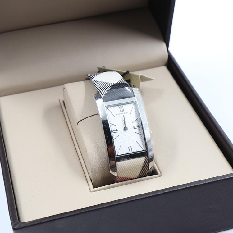 BURBERRY BU1076