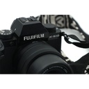 Fujifilm X-S10 Mirrorless Camera With Extra Lens FujiFilm 15-45 + Pouch