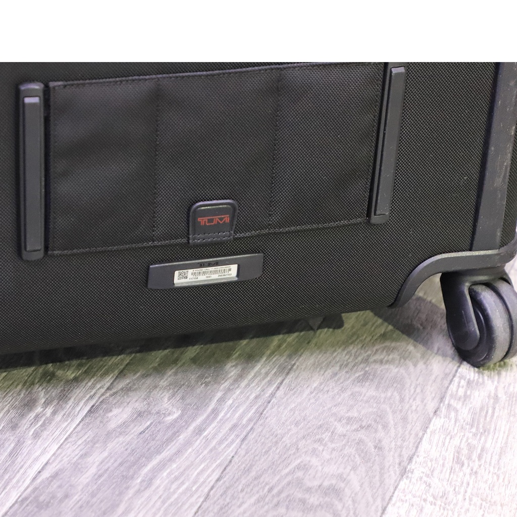 Tumi Alpha 3 Black SuitCase Cabine Luxury **Perfect For Documents & Item Holders **