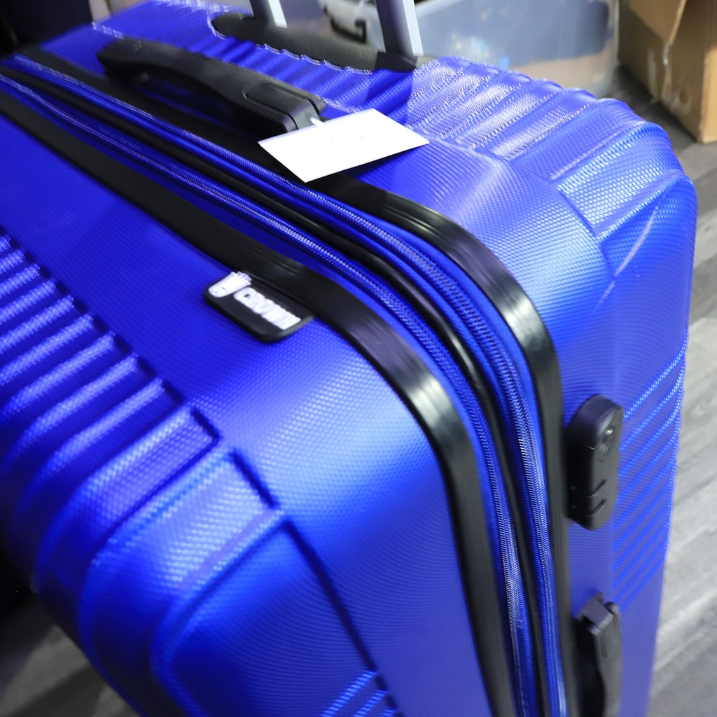 Crown Big large blue Suitcase for travel