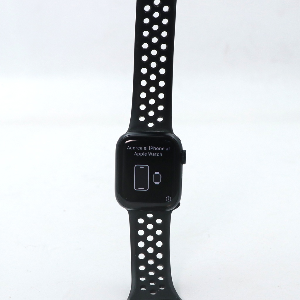 Apple Watch Series 8 , 41mm GPS Aluminum Case
